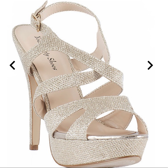 gold shimmering prom/homecoming heels - Picture 2 of 8